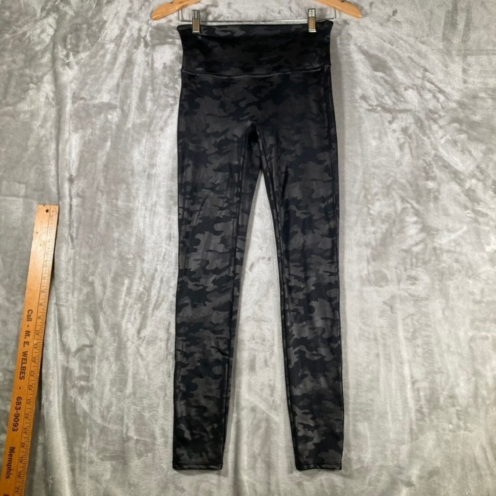 Spanx Womens L Faux Leather Camo Leggings Black Camo High Waisted
